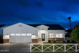 4311 E EARLL Drive, Phoenix, AZ 85018