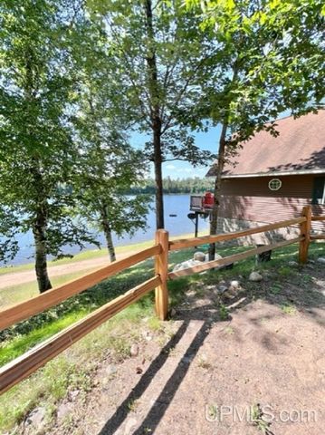 21330 Long Lake Road, Ishpeming, MI 49849
