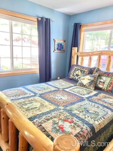 21330 Long Lake Road, Ishpeming, MI 49849