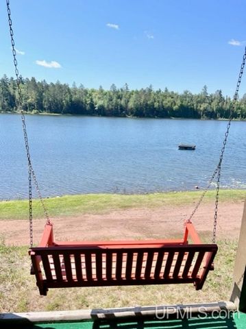 21330 Long Lake Road, Ishpeming, MI 49849
