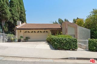 3334 Oak Glen Drive, Los Angeles, CA 90068