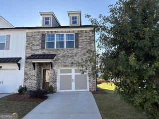 5125 Fox Den Road, Oakwood, GA 30566