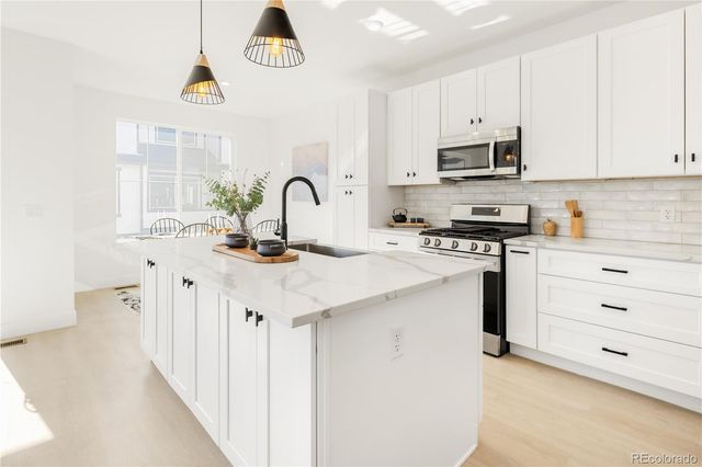 8530 W 52nd Avenue A3, Arvada, CO 80002