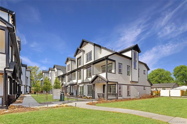 8530 W 52nd Avenue A3, Arvada, CO 80002