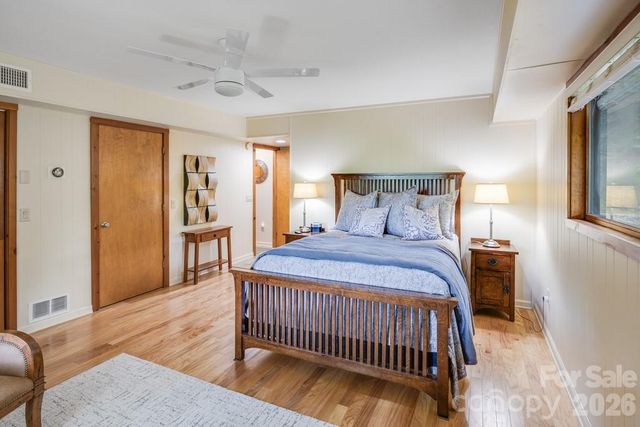 1073 Countryside Drive, Waynesville, NC 28785