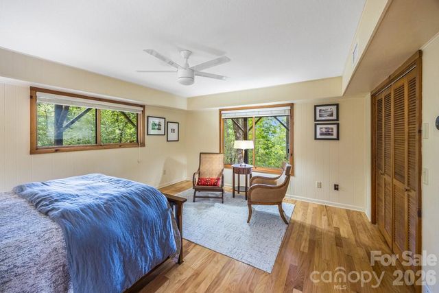 1073 Countryside Drive, Waynesville, NC 28785