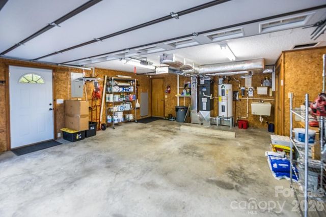 1073 Countryside Drive, Waynesville, NC 28785
