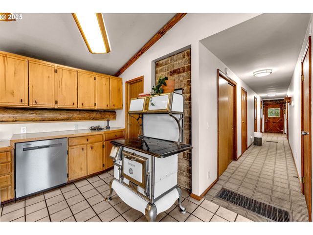 39904 Ne ROTSCHY Rd, Yacolt, WA 98675