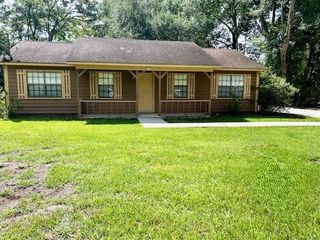 2707 Yorkshire Road, Mobile, AL 36605