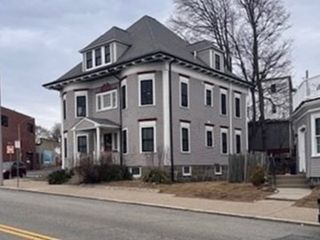 79 Robert St 1, Boston, MA 02131