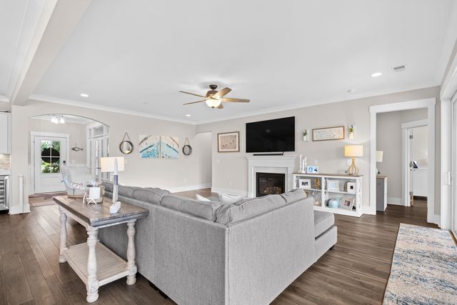 9192 NW Oldfield Rd., Calabash, NC 28467