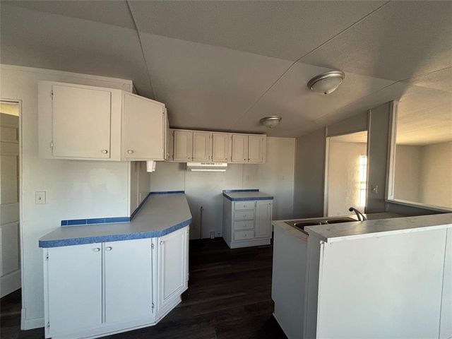 101 W Oak Hill Drive, Mcloud, OK 74851