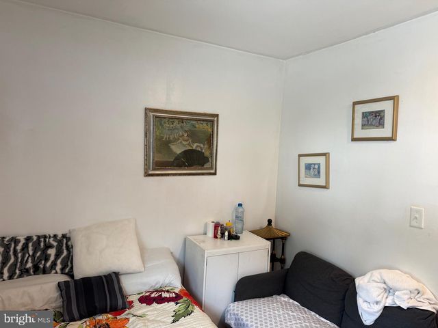 1905 BILLINGS AVE, Capitol Heights, MD 20743