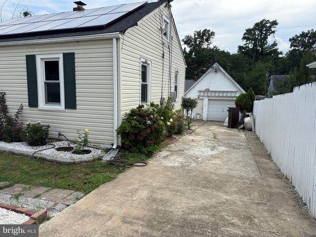 1905 BILLINGS AVE, Capitol Heights, MD 20743