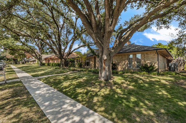 2123 El Dorado Way, Carrollton, TX 75006