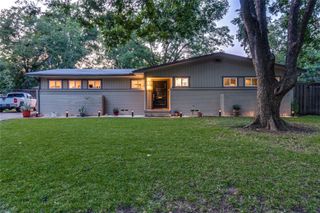 6527 Axton Circle, Dallas, TX 75214