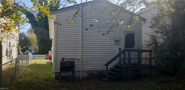 308 S Hope ST, Hampton, VA 23663