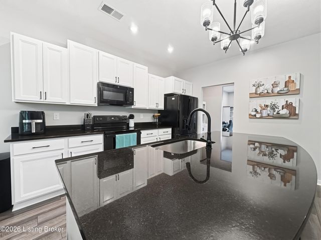 214 Stargaze Dr, Shepherdsville, KY 40165