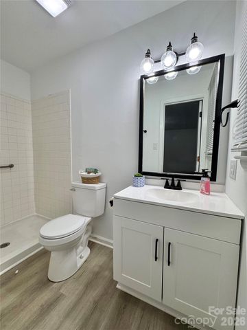 425 Acorn Oaks Drive, Salisbury, NC 28146