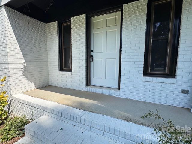 425 Acorn Oaks Drive, Salisbury, NC 28146