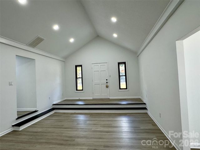 425 Acorn Oaks Drive, Salisbury, NC 28146