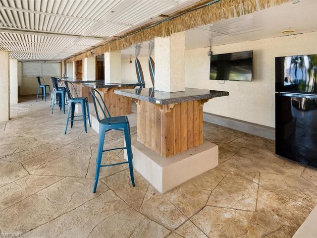 100 Fairview AVE, Fort Myers, FL 33905