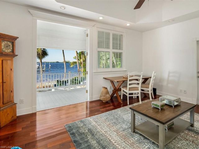 100 Fairview AVE, Fort Myers, FL 33905