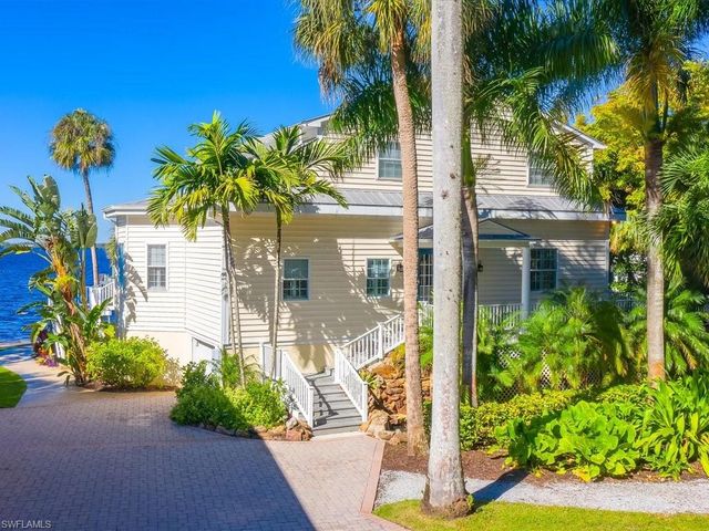 100 Fairview AVE, Fort Myers, FL 33905