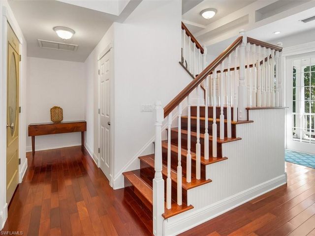 100 Fairview AVE, Fort Myers, FL 33905