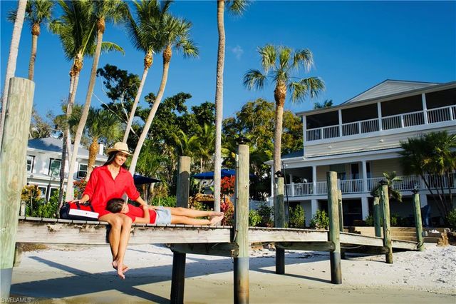 100 Fairview AVE, Fort Myers, FL 33905