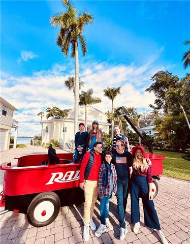 100 Fairview AVE, Fort Myers, FL 33905