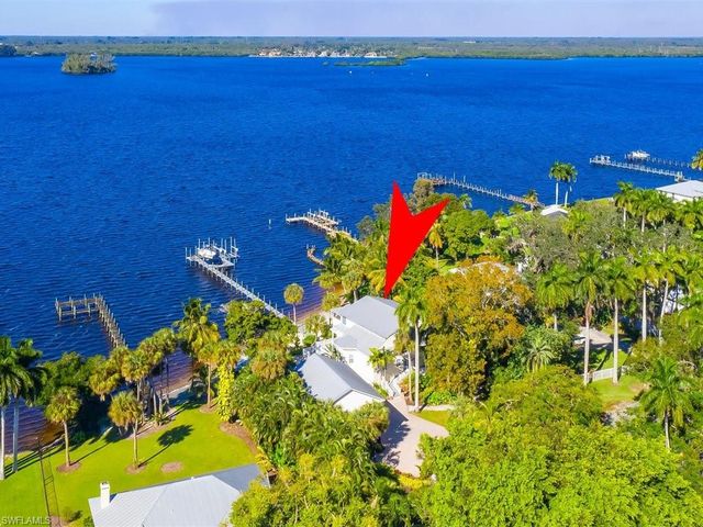 100 Fairview AVE, Fort Myers, FL 33905