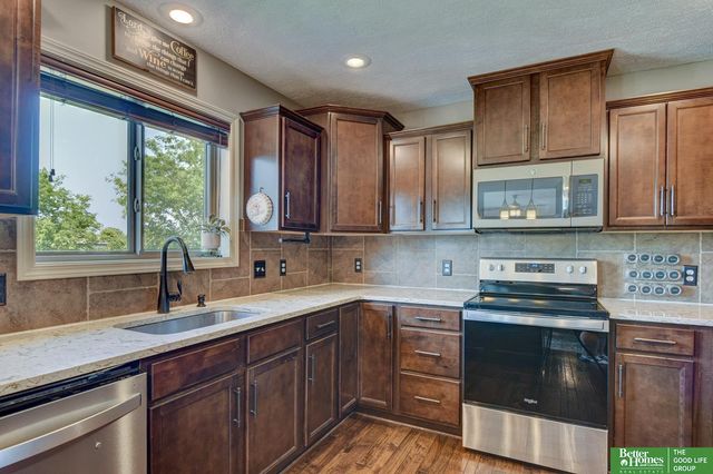 21314 Castlerock Lane, Gretna, NE 68028
