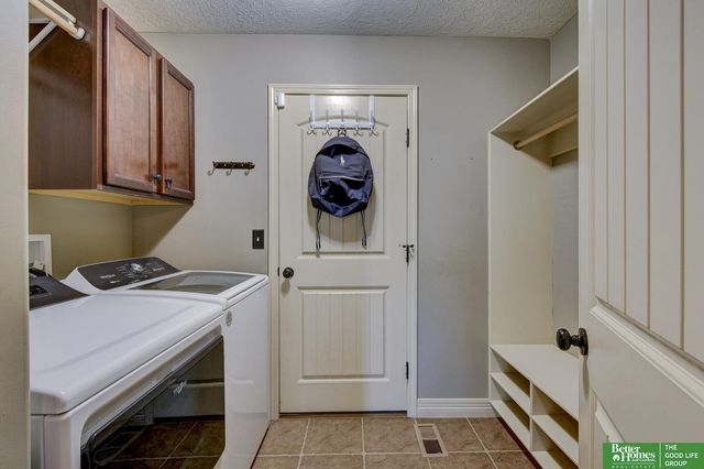 21314 Castlerock Lane, Gretna, NE 68028