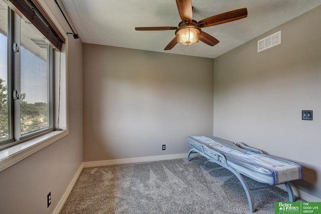 21314 Castlerock Lane, Gretna, NE 68028