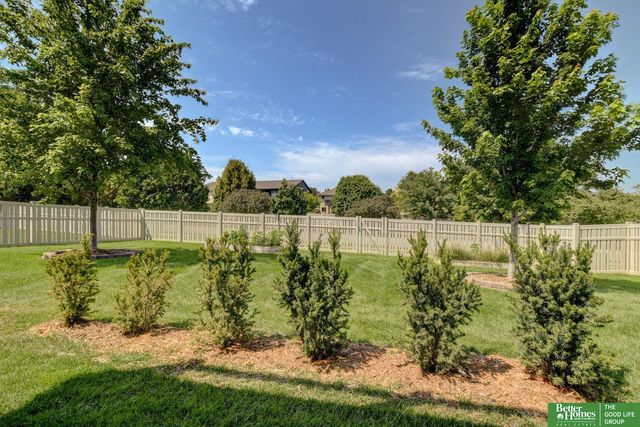 21314 Castlerock Lane, Gretna, NE 68028