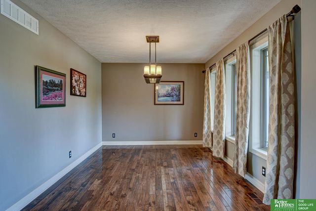 21314 Castlerock Lane, Gretna, NE 68028