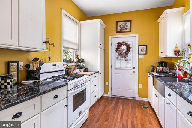 1853 ECKARD, Abington, PA 19001