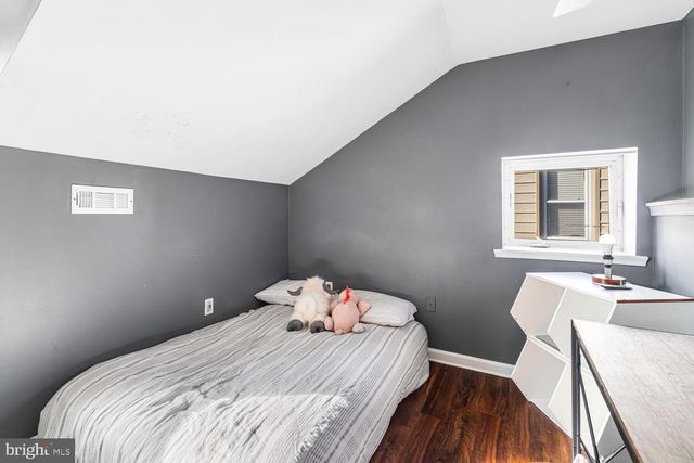 1853 ECKARD, Abington, PA 19001