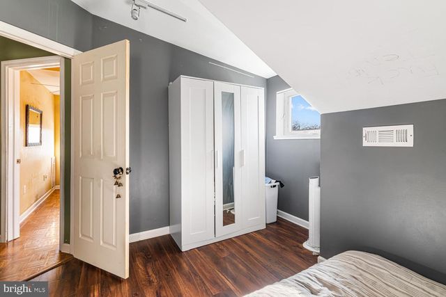 1853 ECKARD, Abington, PA 19001