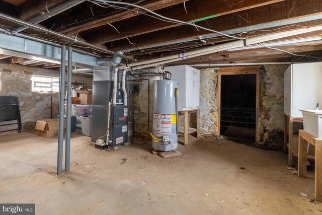 1853 ECKARD, Abington, PA 19001