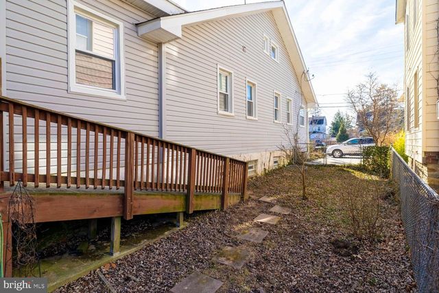 1853 ECKARD, Abington, PA 19001