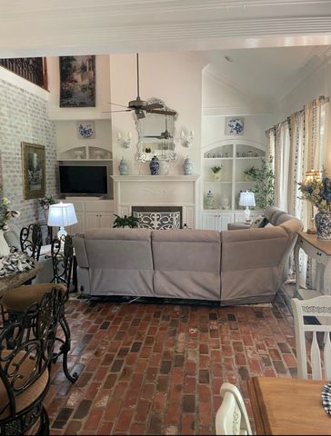 83 Victorias Drive, Bossier City, LA 71111