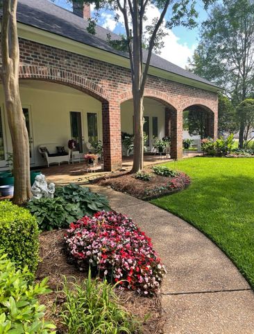 83 Victorias Drive, Bossier City, LA 71111