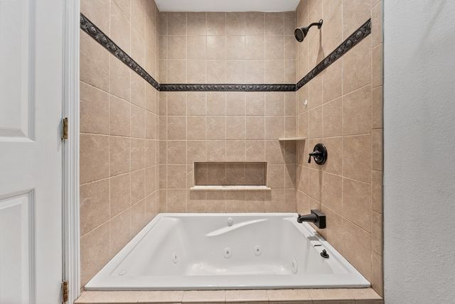 4507 North Oaks Drive, Columbus, GA 31909