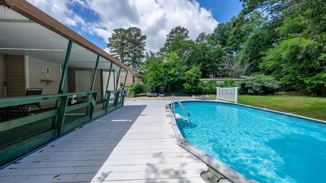 4507 North Oaks Drive, Columbus, GA 31909