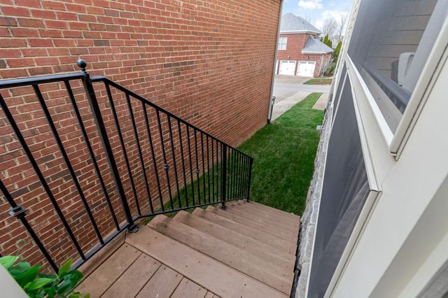 2976 Americus Dr, Thompsons Station, TN 37179