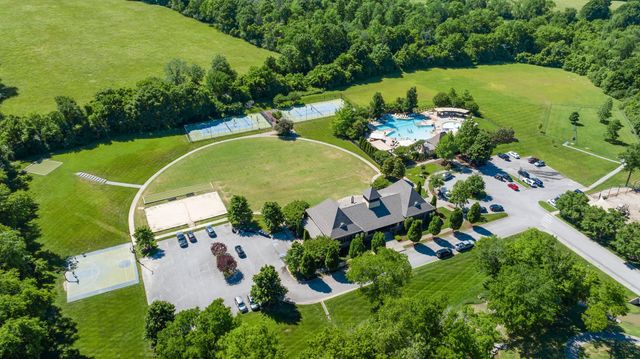 2976 Americus Dr, Thompsons Station, TN 37179