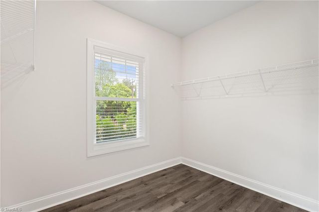 1548 S Peace Haven Road, Clemmons, NC 27012
