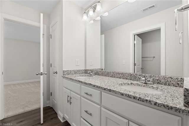 1548 S Peace Haven Road, Clemmons, NC 27012